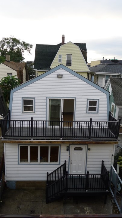 167 Beach 90th St in Rockaway Beach, NY - Foto de edificio