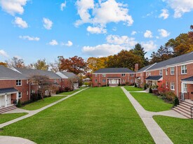 Grand Lee Apartments in Leonia, NJ - Building Photo