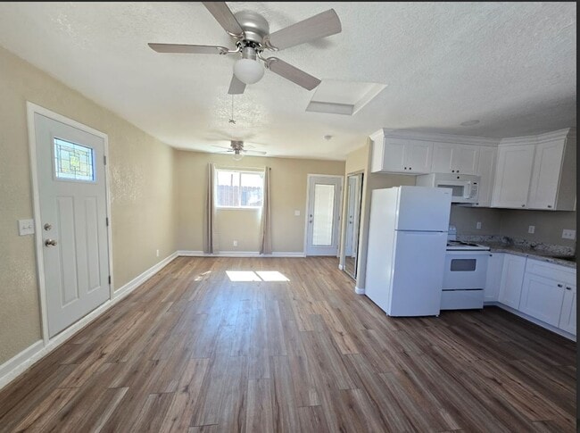 470 Jeremy Ct in Oakdale, CA - Building Photo - Building Photo