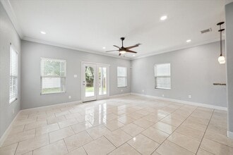 4916 Talina Way in Houston, TX - Building Photo - Building Photo