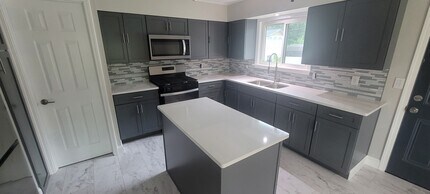 1615 Washington Ave in Findlay, OH - Building Photo - Building Photo