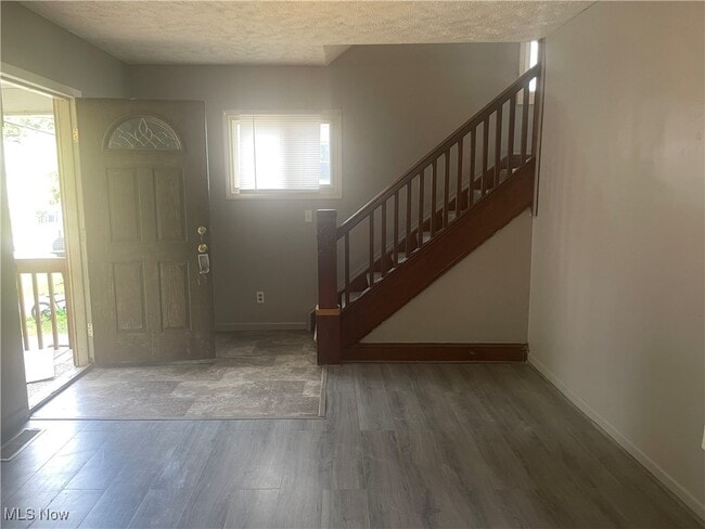 158 Naples St in Akron, OH - Building Photo - Building Photo