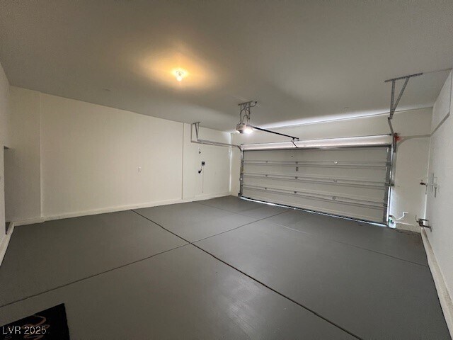 380 Larksong Ave in Henderson, NV - Building Photo - Building Photo