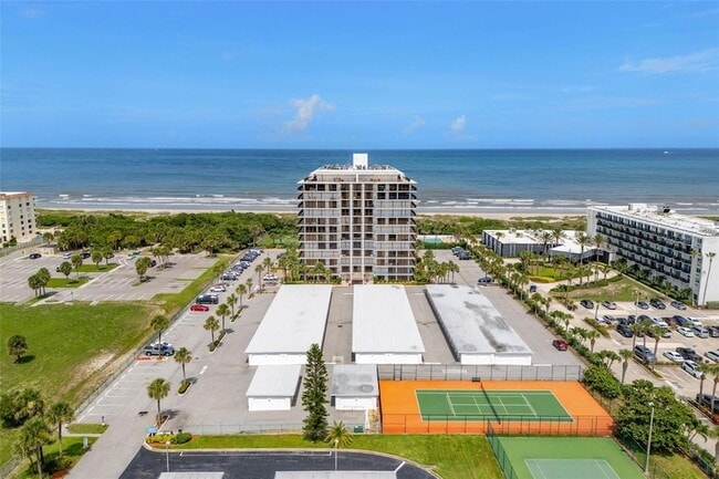 2100 N Atlantic Ave, Unit 502 in Cocoa Beach, FL - Building Photo - Building Photo