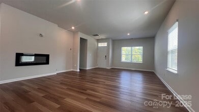 8110 Whitegrove Rd in Mint Hill, NC - Building Photo - Building Photo