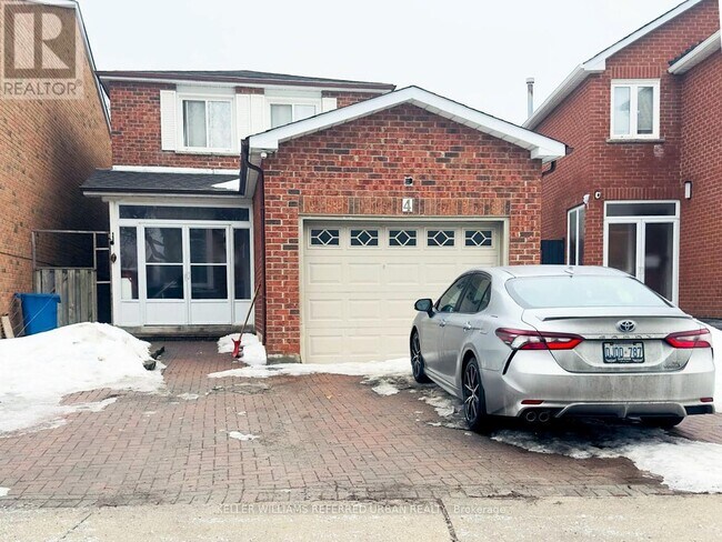 property at 4 New Seabury Dr