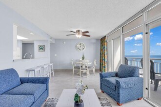 1700 N Ocean Blvd in Myrtle Beach, SC - Building Photo - Building Photo