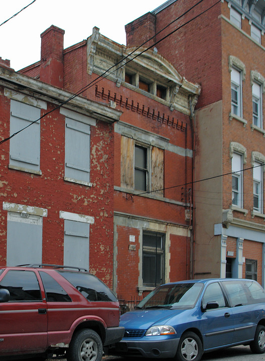 1535 Republic St in Cincinnati, OH - Foto de edificio