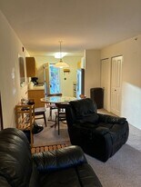 35 Katie Ln in Lahaina, HI - Building Photo