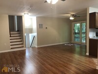 2460 Niskey Lake Rd SW, Unit 3100 St. Paul Street # 411 in Atlanta, GA - Building Photo - Building Photo