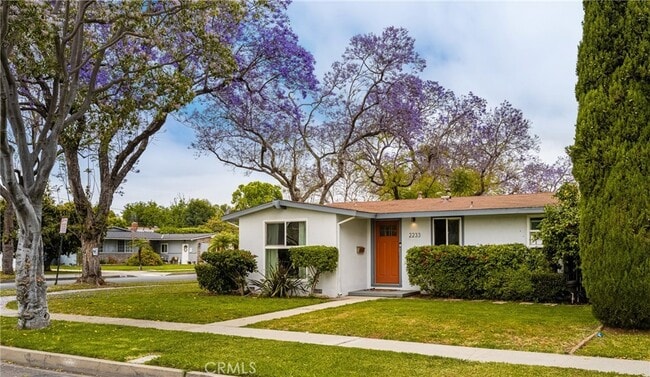 property at 2233 N Spruce St