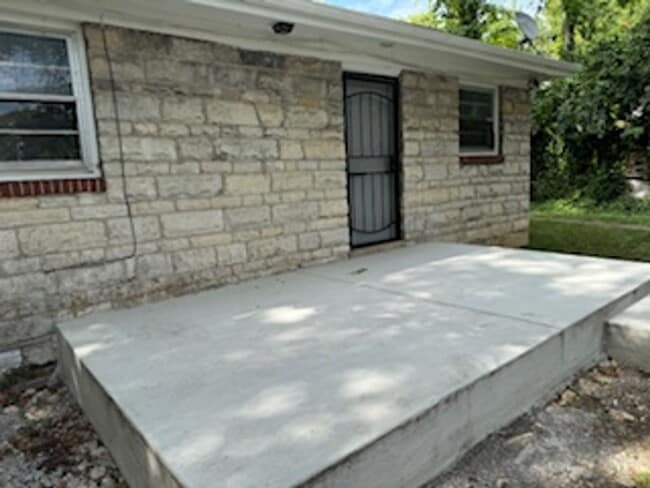 1913 Morena St in Nashville, TN - Building Photo - Building Photo