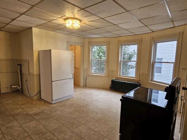 20 Kosta St, Unit 20 Kosta 1 in Worcester, MA - Building Photo - Building Photo