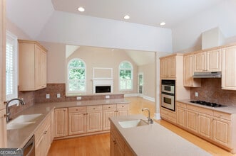 8008 Revere Dr in Mcdonough, GA - Building Photo - Building Photo