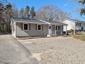 73 S Shore Dr in Toms River, NJ - Building Photo