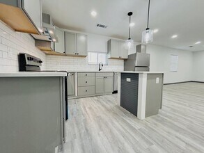 1477 Olive St SW in Atlanta, GA - Foto de edificio - Building Photo