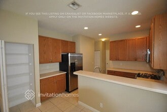 108 Lancaster Way in Royal Palm Beach, FL - Foto de edificio - Building Photo