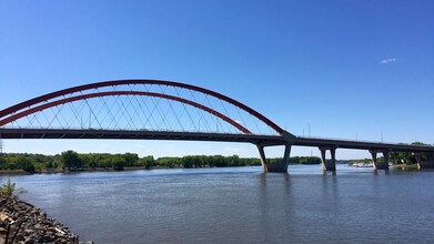 2112 Spring St, Unit 2 in Hastings, MN - Building Photo - Building Photo