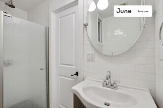 534 E 14th St in New York, NY - Building Photo - Building Photo