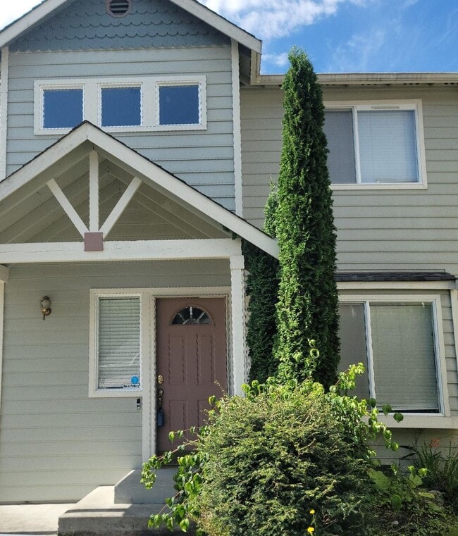 3539 Courtyard Ln in Bremerton, WA - Building Photo - Building Photo