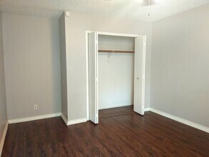 14410 Waddesdon Bluff in San Antonio, TX - Building Photo - Building Photo