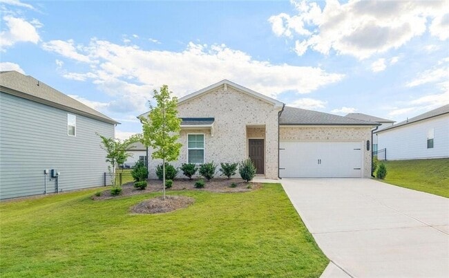 12006 Crosswicks Rd in Union City, GA - Foto de edificio - Building Photo