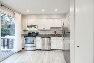 12 Perryfalls Pl in Perry Hall, MD - Building Photo - Building Photo