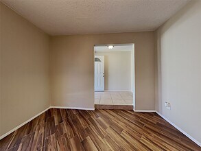 24111 Spring Towne Dr in Spring, TX - Building Photo - Building Photo