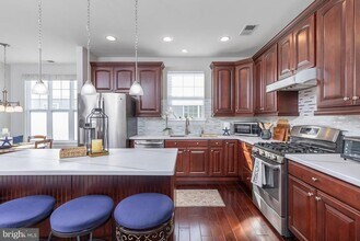 130 Wesley Dr in Swedesboro, NJ - Building Photo - Building Photo