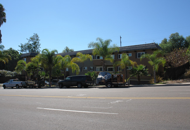 College Crest in San Diego, CA - Building Photo - Building Photo