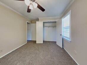 1115 Misty Lea Ln in Houston, TX - Foto de edificio - Building Photo