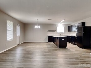 10902 Rosin Jaw Trail in San Antonio, TX - Building Photo - Building Photo