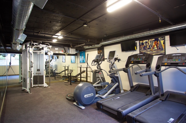 MONARCH APARTMENTS in Los Angeles, CA - Foto de edificio - Interior Photo