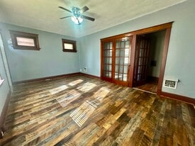 4055 Tholozan Ave in St. Louis, MO - Building Photo