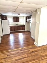 225 1/2 W 18th St in Erie, PA - Building Photo