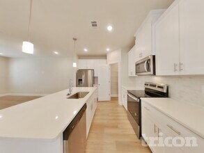 1331 Carriage Park Dr in Nashville, TN - Building Photo - Building Photo