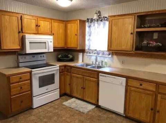 145 Henna in Bertram, TX - Building Photo - Building Photo