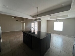 3918 Ivana Ct in Laredo, TX - Building Photo - Building Photo