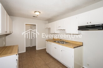 3823 Barberry St in Memphis, TN - Building Photo - Building Photo