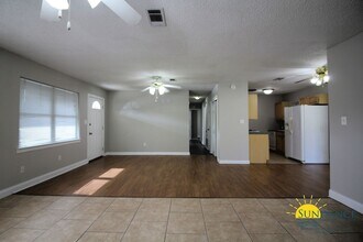 510 Newcastle Dr in Fort Walton Beach, FL - Building Photo - Building Photo