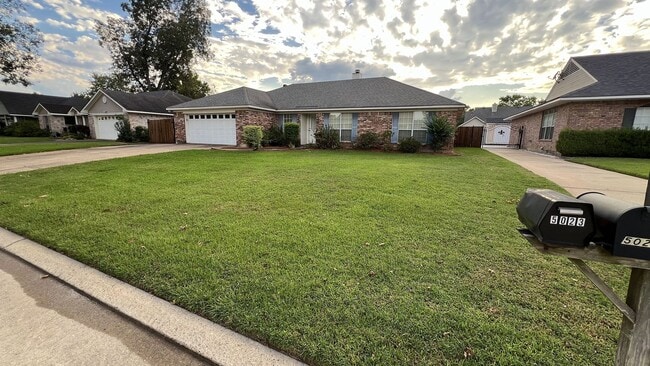 5022 Belle Chasse Dr in Bossier City, LA - Building Photo - Building Photo