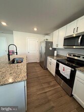 367 Centergate Dr in Charles Town, WV - Building Photo - Building Photo