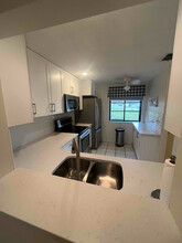 202 Corkwood Ln in Oldsmar, FL - Building Photo - Building Photo