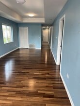 10630 S Ave M in Chicago, IL - Building Photo - Building Photo