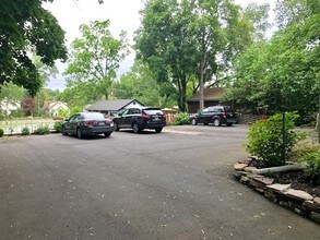 220 Stockton St, Unit 222 B in Hightstown, NJ - Building Photo - Building Photo