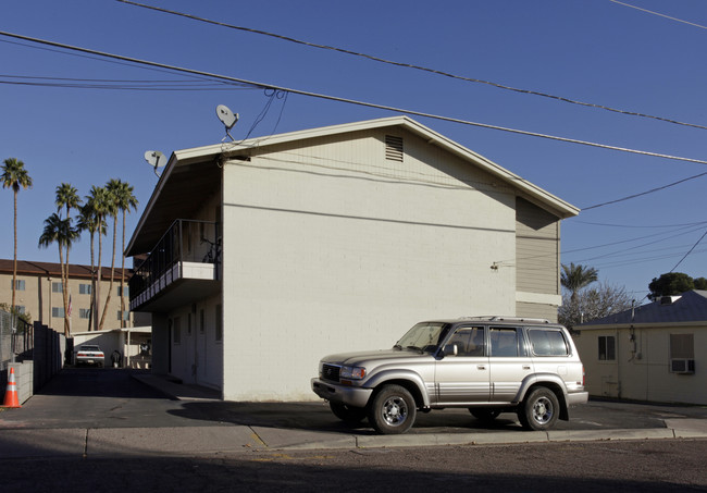 2712 W Myrtle Ave in Phoenix, AZ - Building Photo - Building Photo