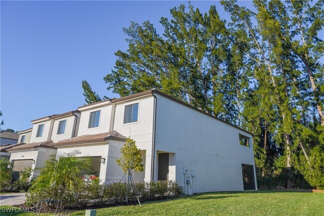 property at 26232 Bonita Fairways Blvd
