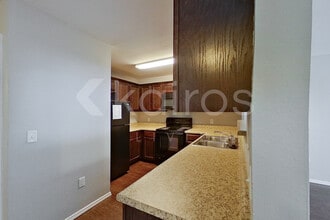 5000 Thomas St, Unit Private in Siloam Springs, AR - Building Photo - Building Photo