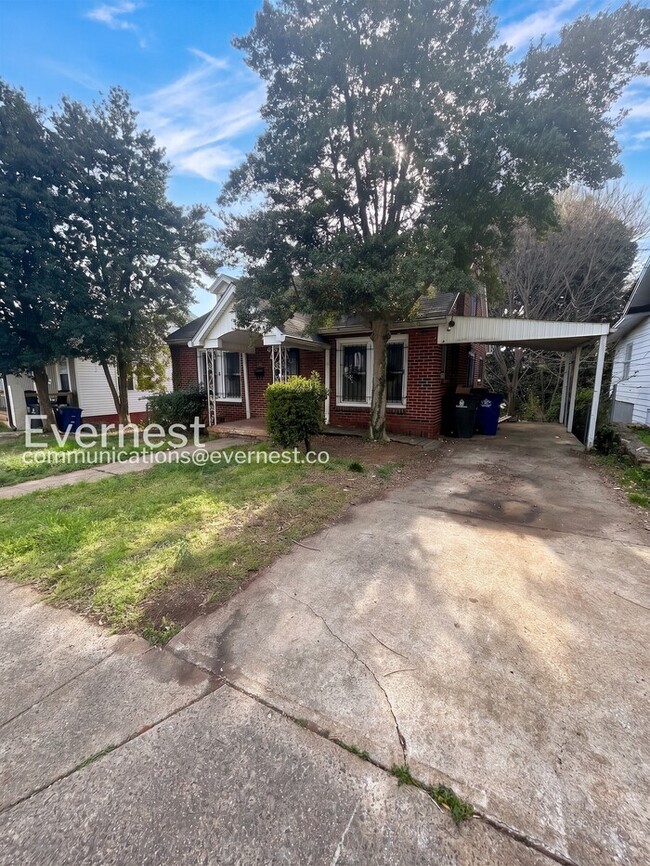 856 N Cameron Ave in Winston-Salem, NC - Building Photo - Building Photo