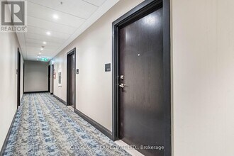 15 Glebe St in Cambridge, ON - Building Photo - Building Photo